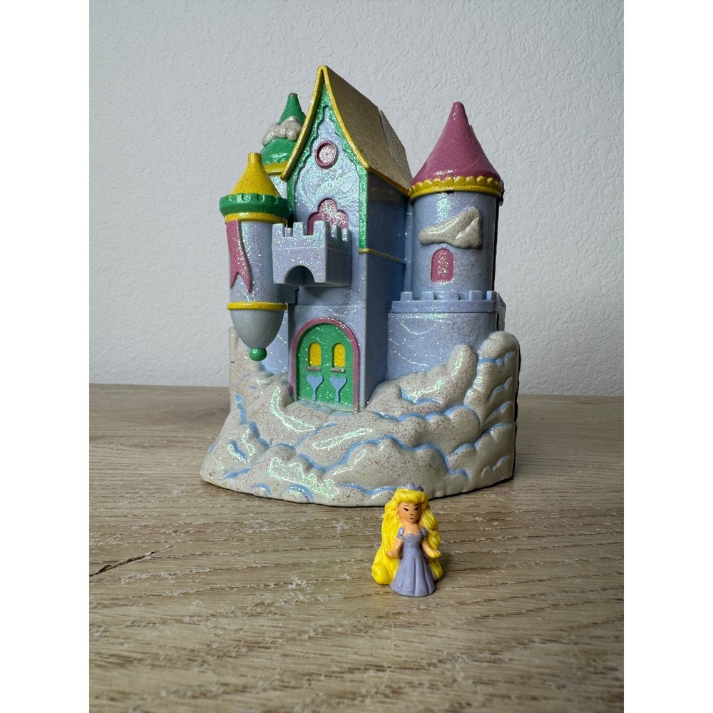 Vintage 1994 Trendmasters Starcastle Rapunzel Castle Playset with Figure Glitter